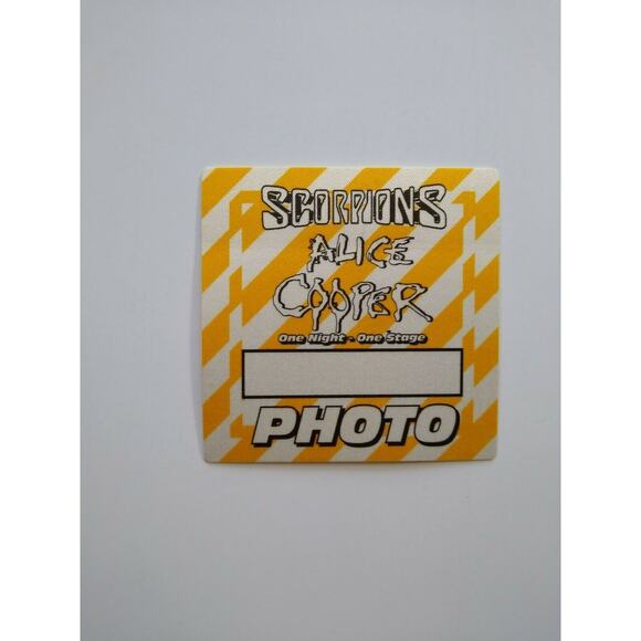 Alice Cooper Scorpions Backstage Pass Original 1996 Hard Rock Music Yellow - Picture 3 of 4